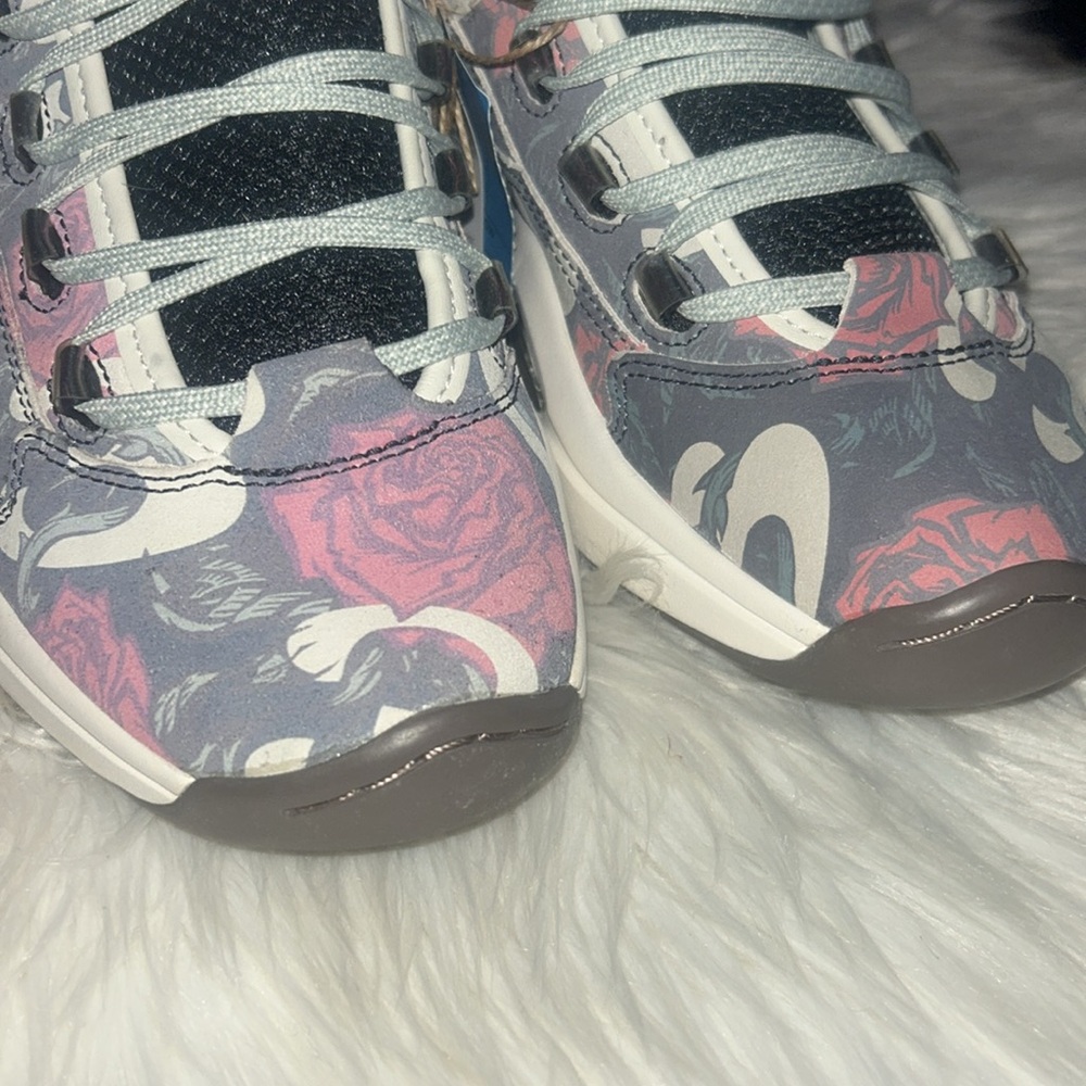 ❓Reebok Question ❓ - Picture 3 of 12